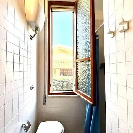 Дом отдыха Front Poetto Beach, Cagliari, By Home&experience *